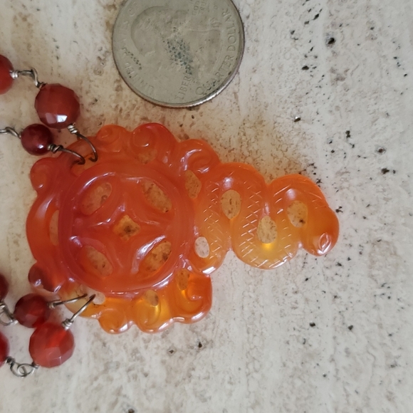 Hand carved Carnelian necklace - Picture 3 of 3